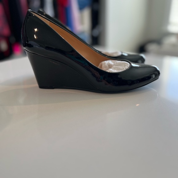 Wedge dress shoes, new - Picture 1 of 5